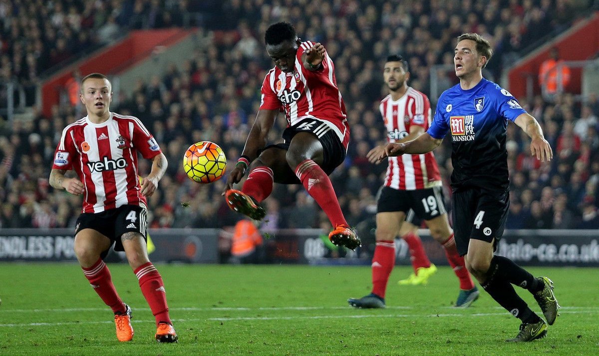 开拓者国王裁判报告：漏吹克林根进攻3秒，威少犯规为正确判罚（开拓者vs国王裁判报告：克林根进攻三秒被漏判，威少犯规吹罚正确）