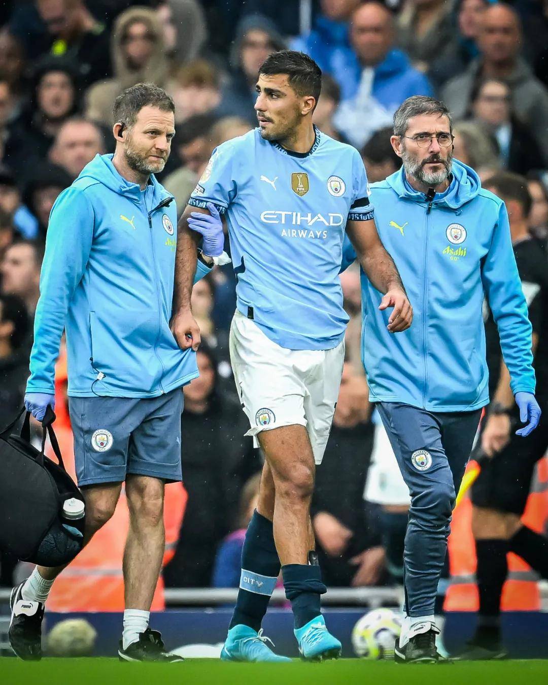 篮球勇士替补球员出色发挥获赞