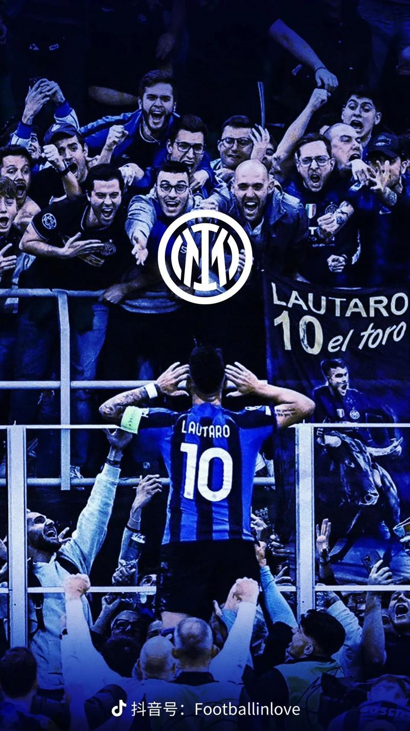 前教练：库普梅纳斯能很好地适应三中卫，斯帕莱蒂非常了解他