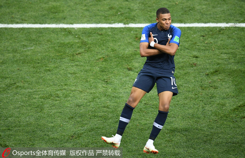 记者：U22国脚徐彬将于冬窗留洋欧洲