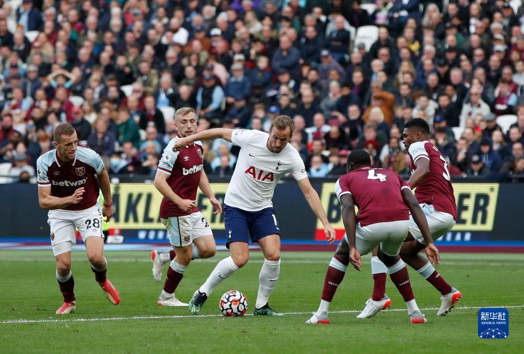 保罗赛季末将退役！请用一个词形容你心中的克里斯·保罗