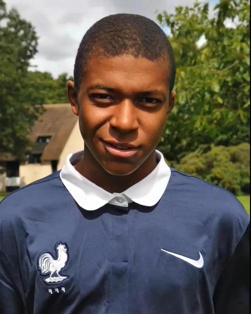 活塞上次取得12连胜还是21年前，当时他们赢下总冠军