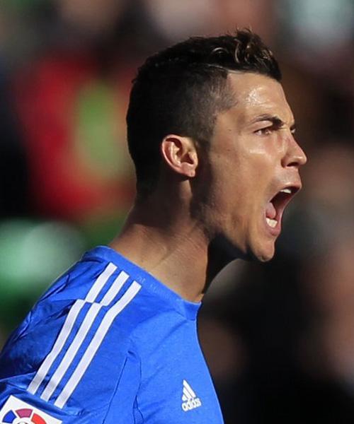 CCTV5+直播曼城vs桑德兰：福登脚头正热 曼城以攻代守全取3分