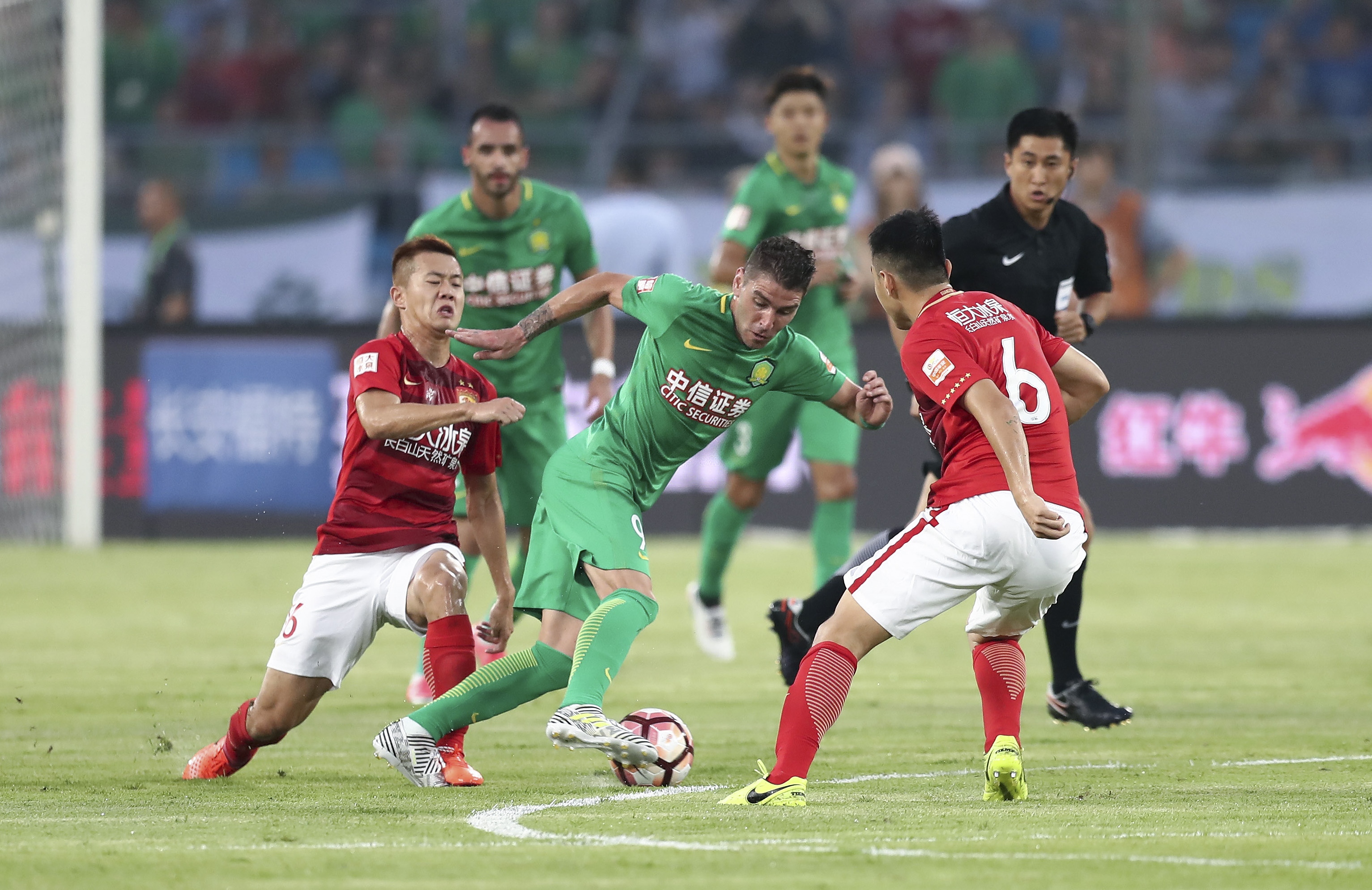 大连可为发布年度专题片《解锁》，困局中如何解开复杂的锁？（大连可为年度专题片《解锁》发布：困局之中，如何破开复杂之锁？）